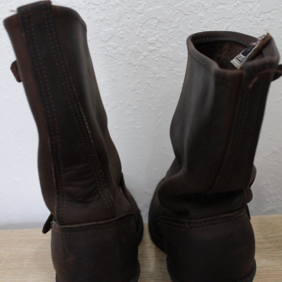 Frye Women's Engineer 8R ankle boots - Picture 4 of 5